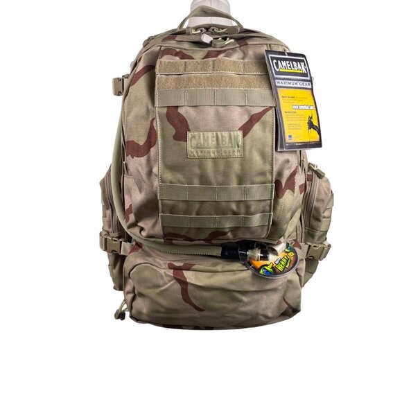 CamelBak Men’s Desert Camo Hydration Reservoir Tactical Maximum Gear Backpack - Picture 16 of 16